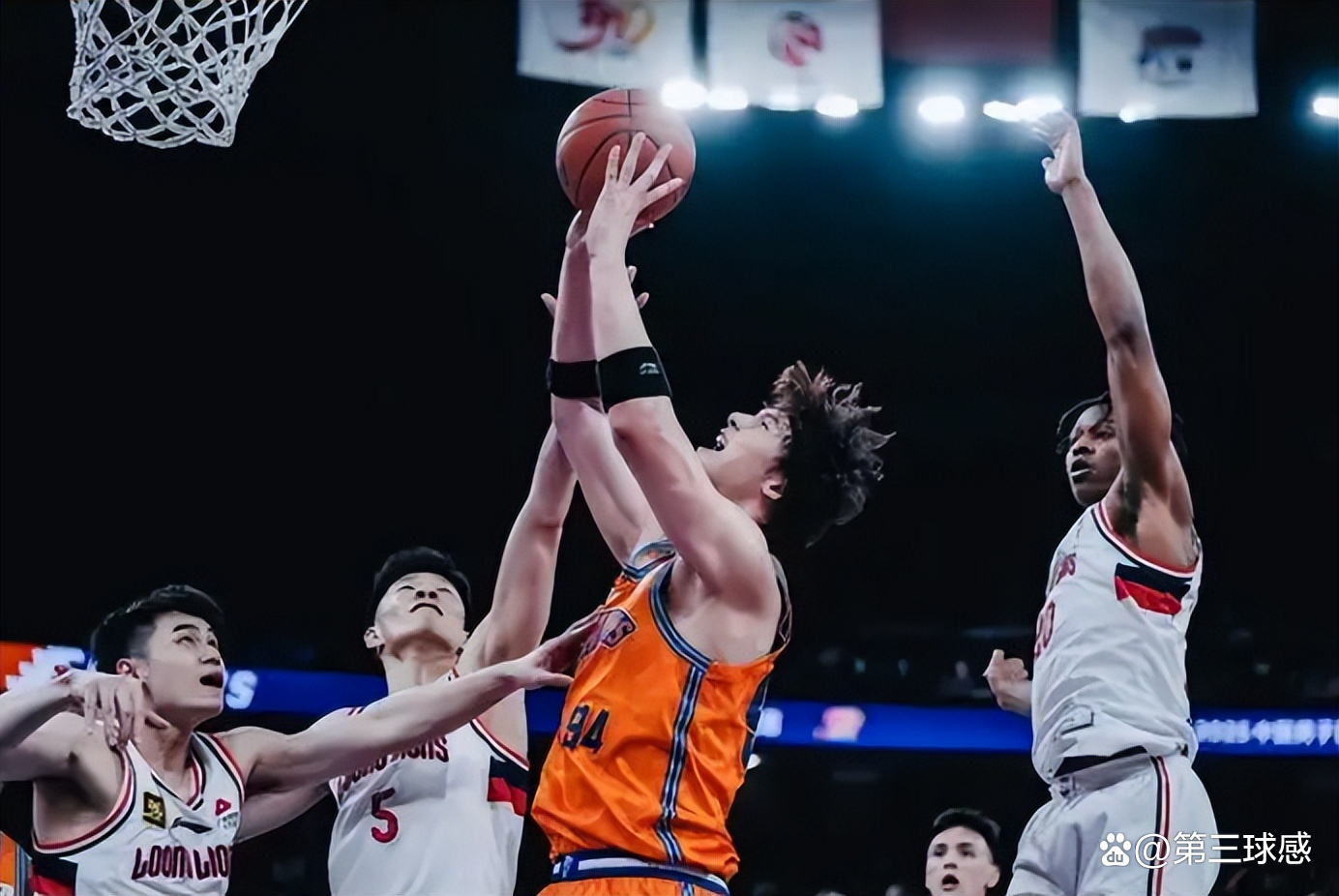 天博官方app赛后上海久事备战NBA季后赛，造点机会细节曝光，话题不断，赛程密集仍需轮换的简单介绍