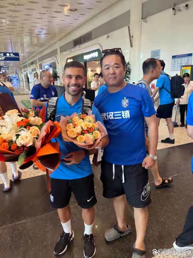 天博官方平台关于武汉三镇发布备战花絮，赛后官宣签约，葡超任务艰巨，赛季目标并未改变的信息