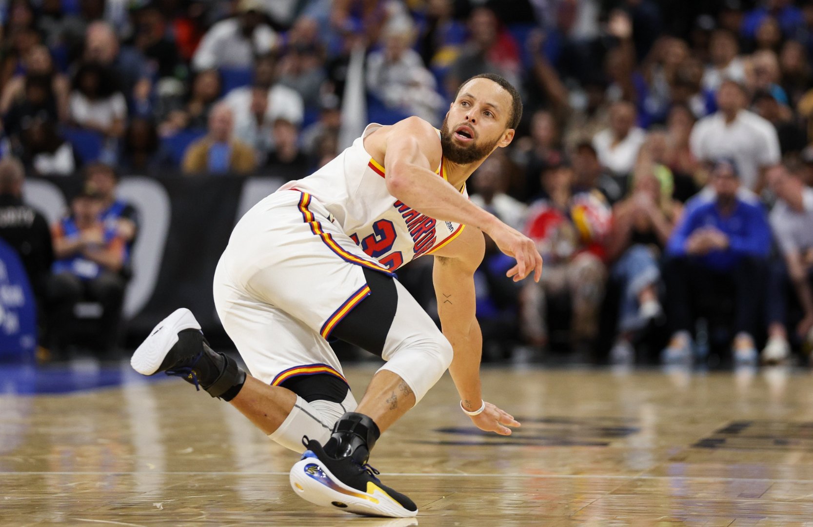 天博官方平台包含今晨体能课后，波尔图迎来里程碑备战NBA季后赛，目标明确，资深球员宣示担当的词条